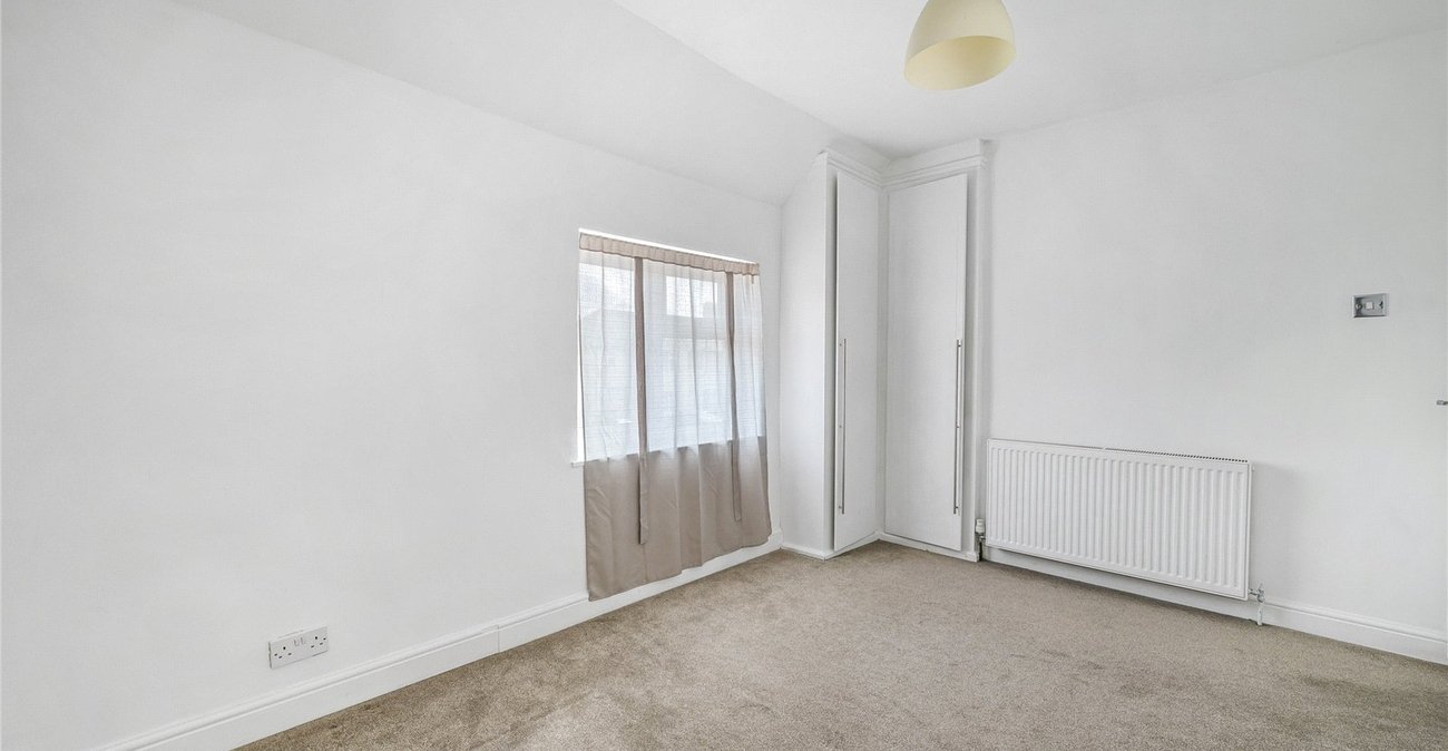 3 bedroom house for sale in Welling | Robinson Jackson