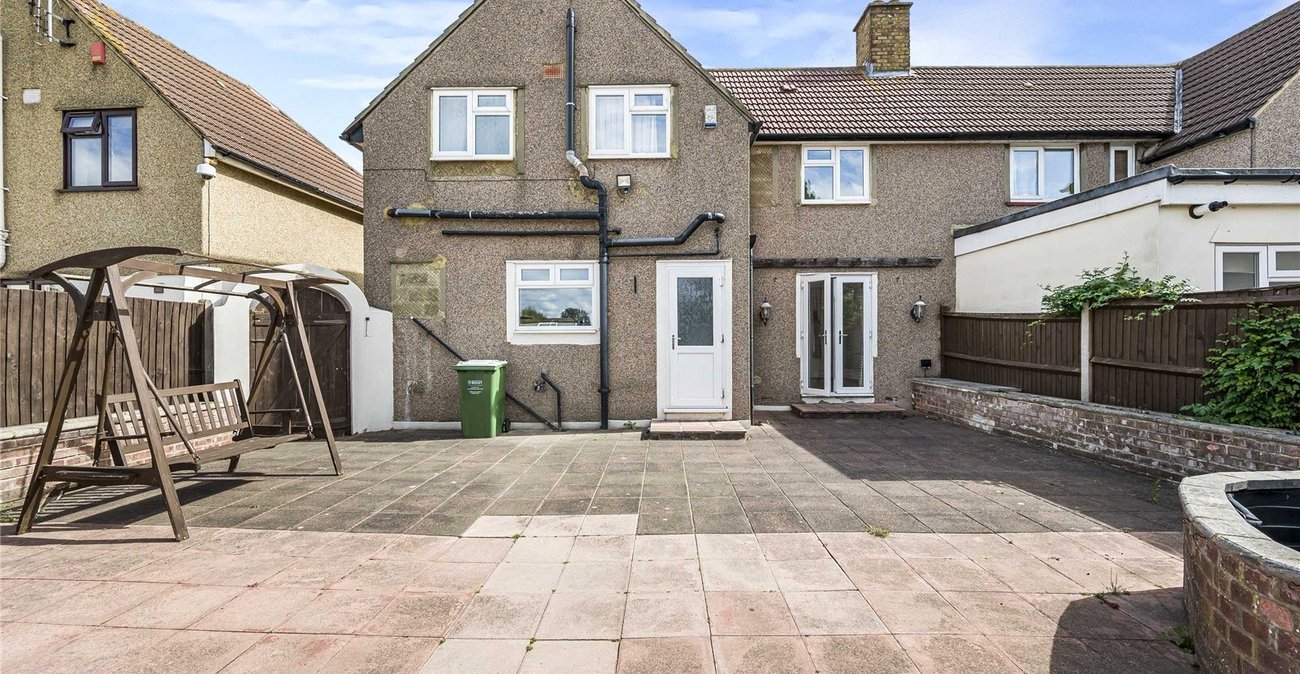3 bedroom house for sale in Welling | Robinson Jackson