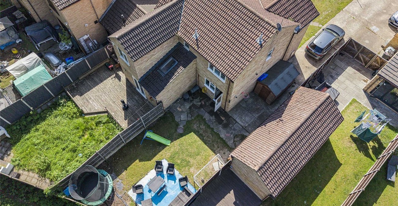 2 bedroom house for sale in Greenhithe | Robinson Jackson