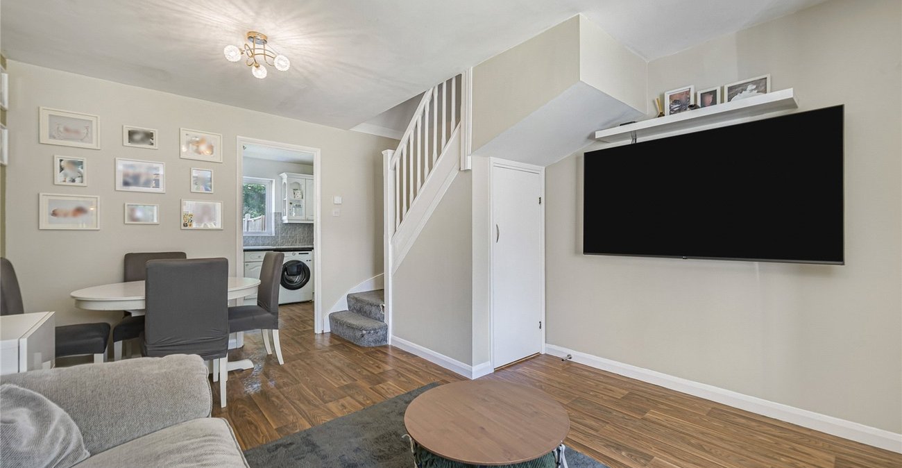 2 bedroom house for sale in Greenhithe | Robinson Jackson