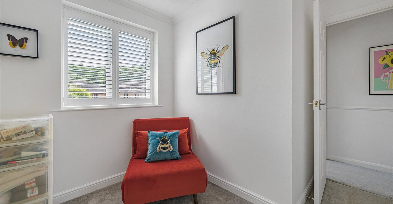 2 bedroom house for sale in Greenhithe | Robinson Jackson