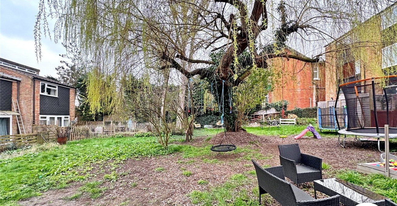 2 bedroom property for sale in Maidstone | Robinson Michael & Jackson