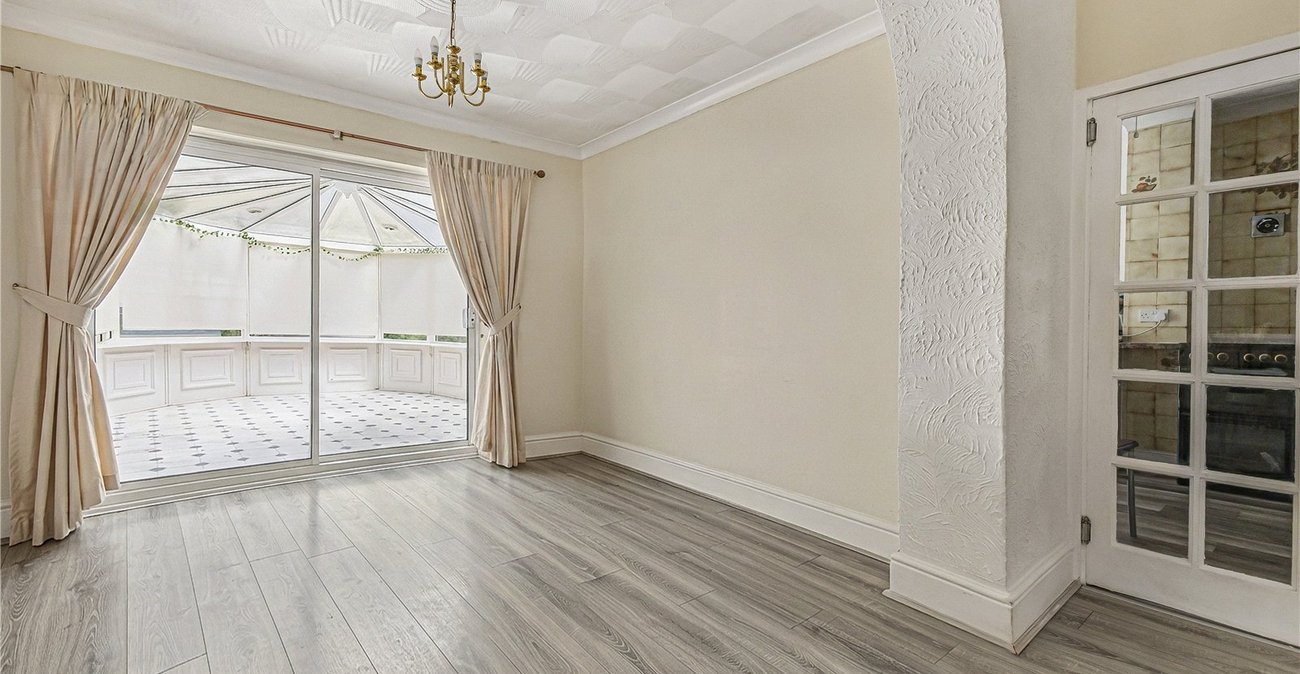 3 bedroom house for sale in Chalk | Robinson Michael & Jackson