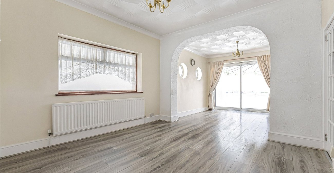 3 bedroom house for sale in Chalk | Robinson Michael & Jackson