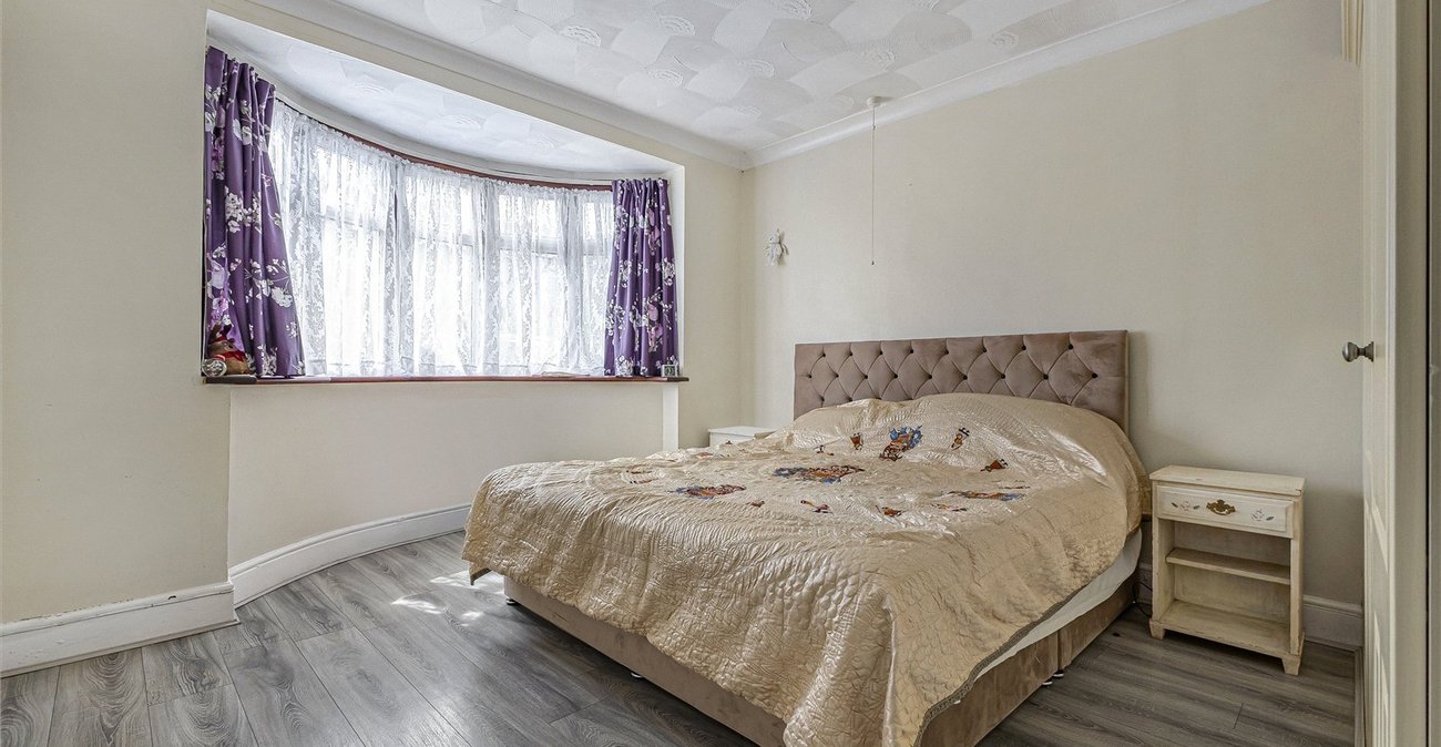 3 bedroom house for sale in Chalk | Robinson Michael & Jackson
