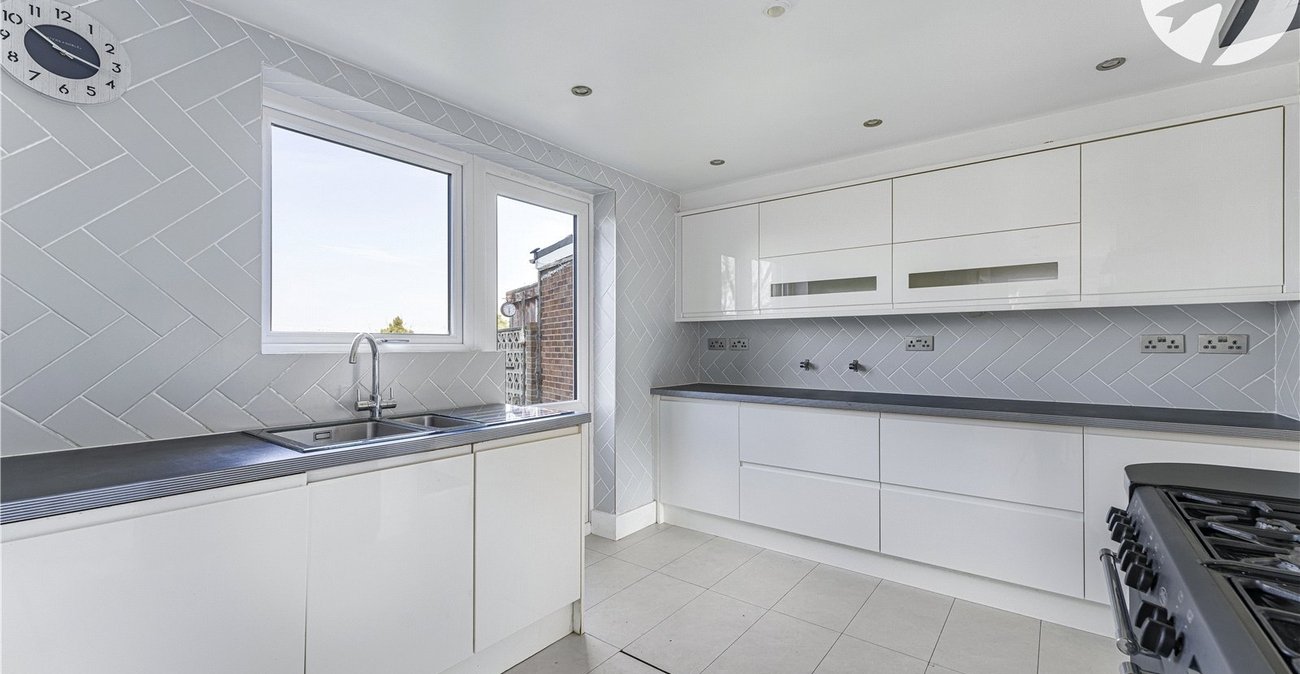 3 bedroom house for sale in Chalk | Robinson Michael & Jackson