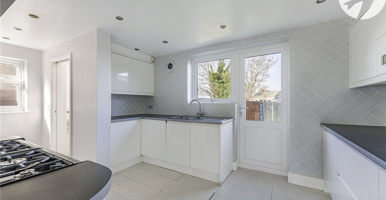 3 bedroom house for sale in Chalk | Robinson Michael & Jackson