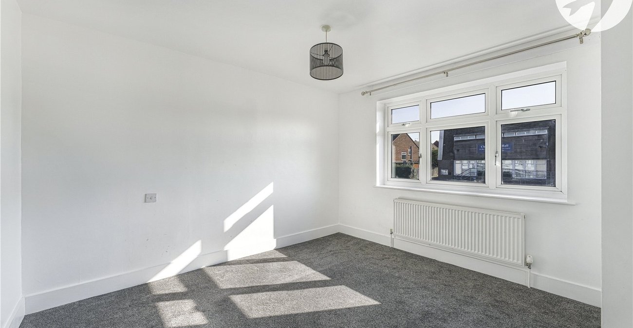 3 bedroom house for sale in Chalk | Robinson Michael & Jackson