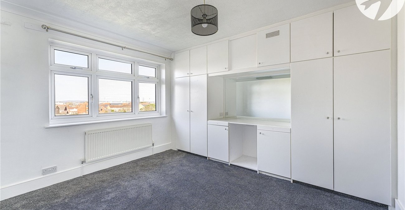 3 bedroom house for sale in Chalk | Robinson Michael & Jackson