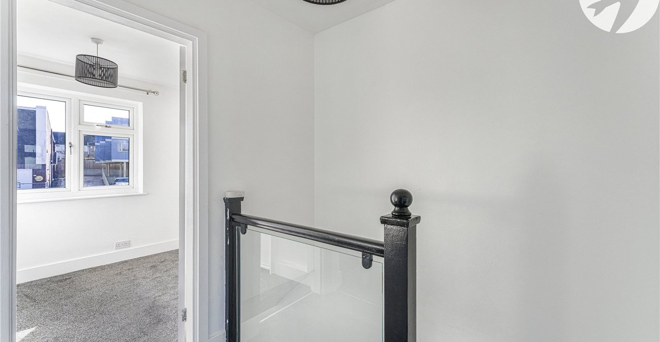 3 bedroom house for sale in Chalk | Robinson Michael & Jackson