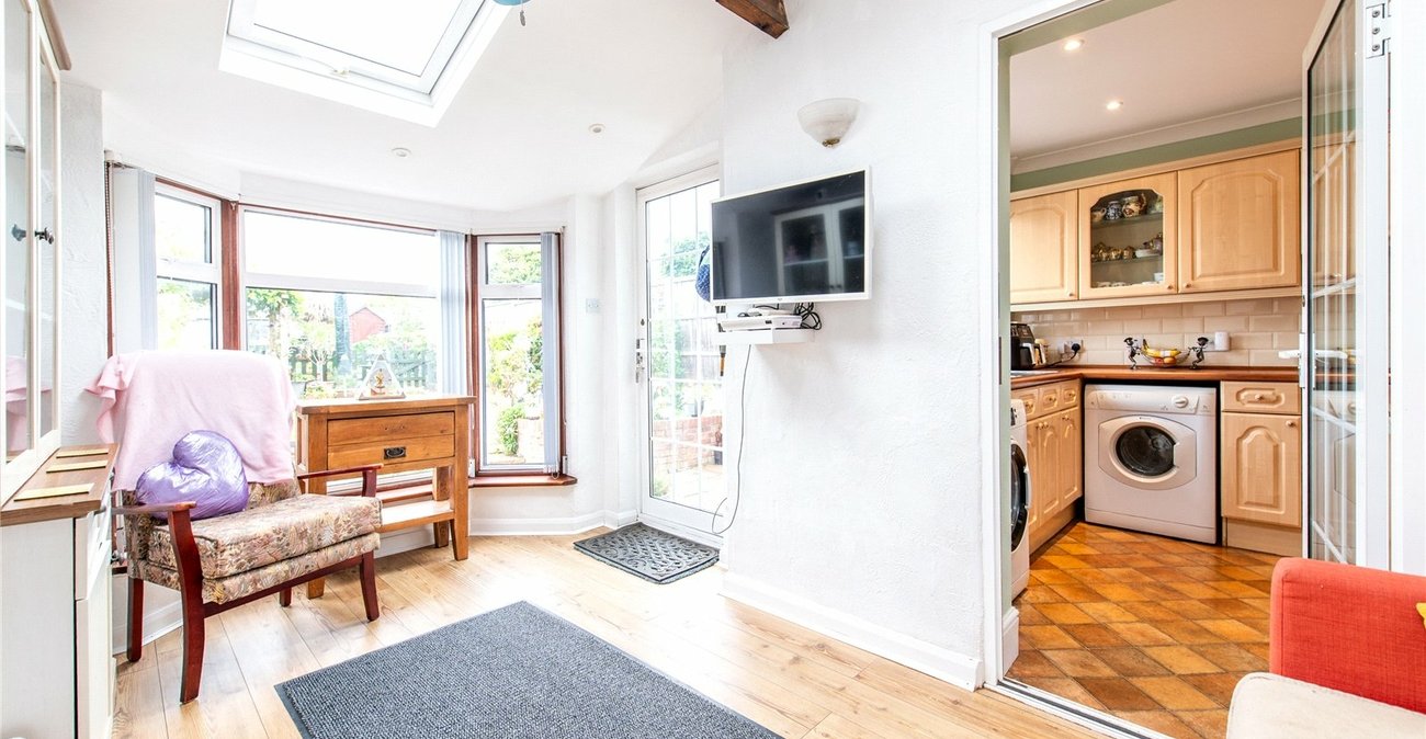 3 bedroom house for sale in Chalk | Robinson Michael & Jackson