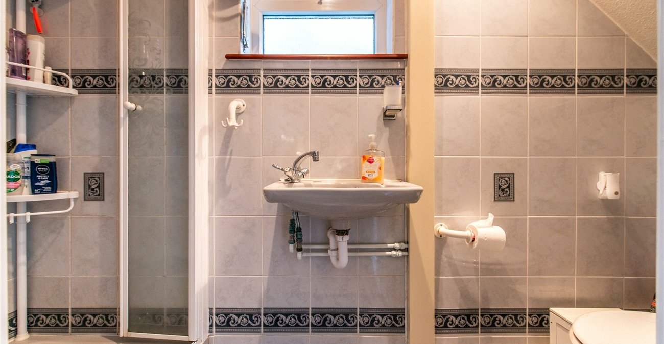 3 bedroom house for sale in Chalk | Robinson Michael & Jackson