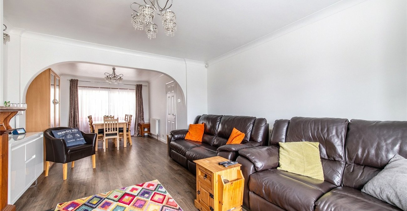 3 bedroom house for sale in Chalk | Robinson Michael & Jackson