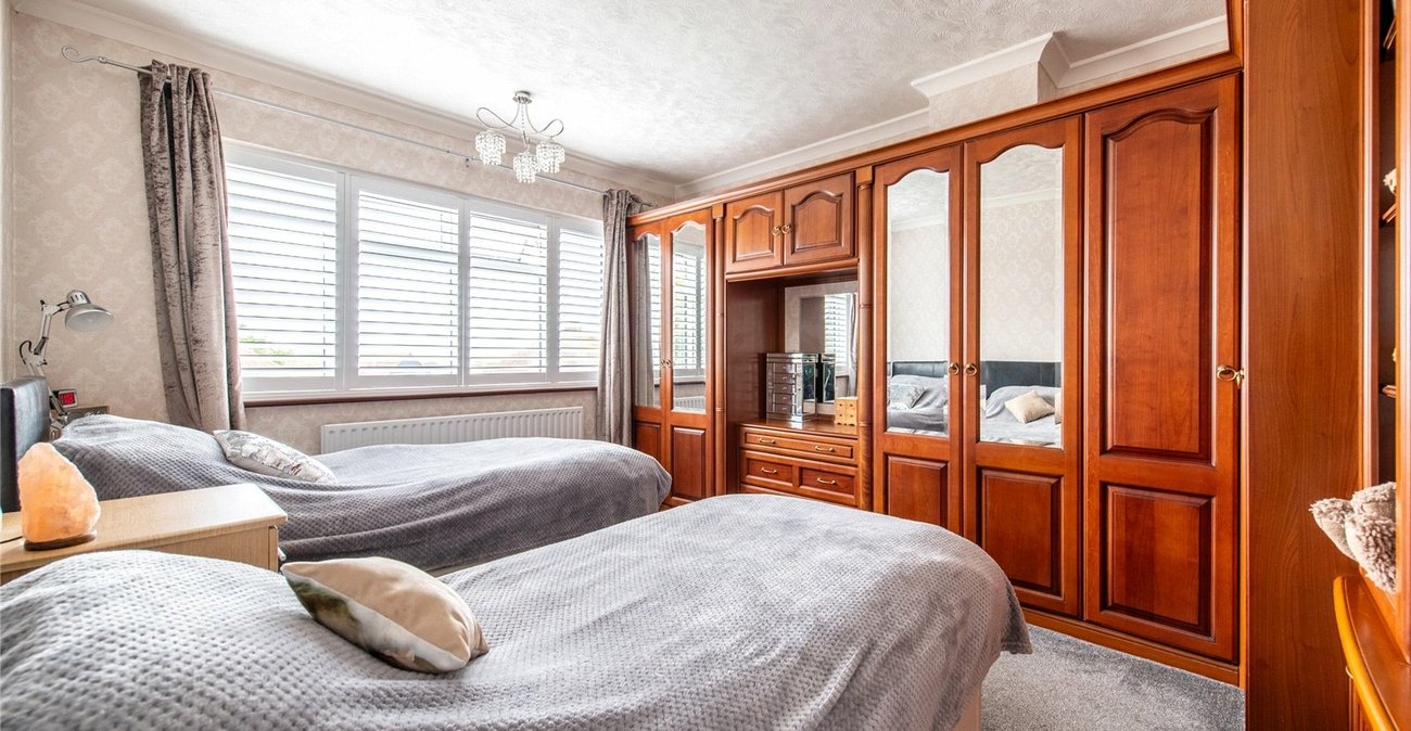 3 bedroom house for sale in Chalk | Robinson Michael & Jackson