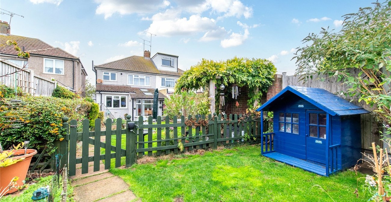 3 bedroom house for sale in Chalk | Robinson Michael & Jackson