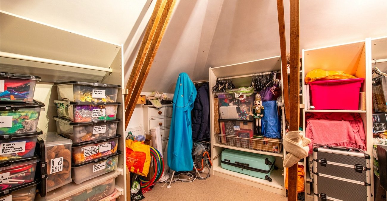 3 bedroom house for sale in Chalk | Robinson Michael & Jackson