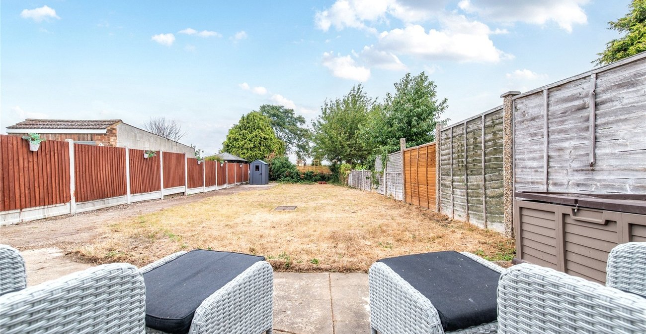 3 bedroom bungalow for sale in Chalk | Robinson Michael & Jackson