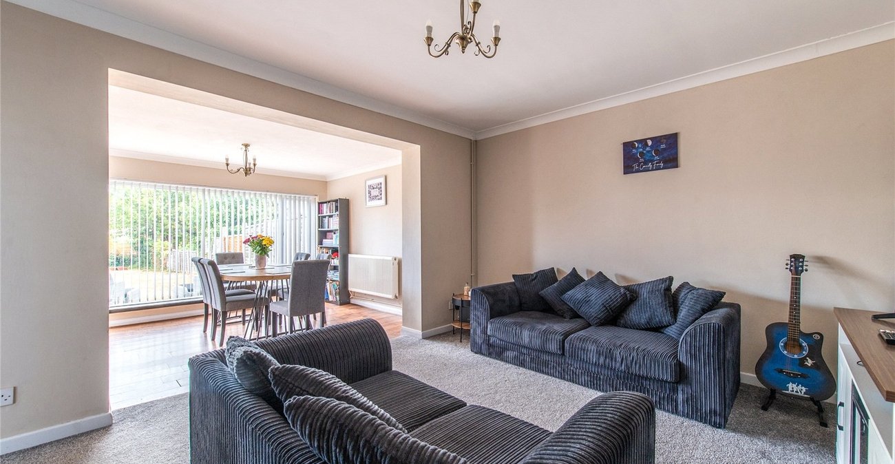 3 bedroom bungalow for sale in Chalk | Robinson Michael & Jackson