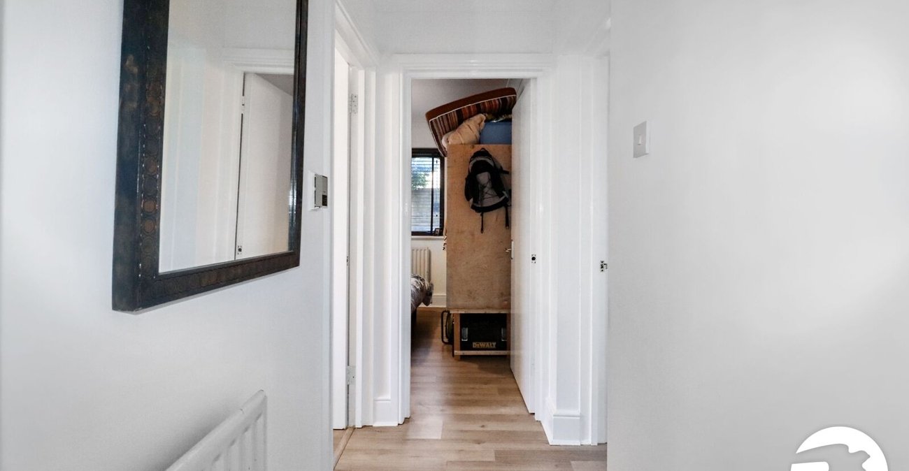 1 bedroom property for sale in Belvedere | Robinson Jackson