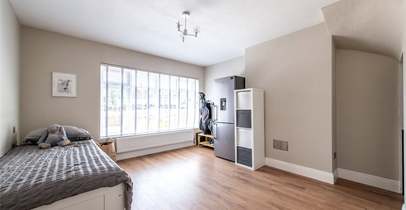 4 bedroom bungalow for sale in Gillingham | Robinson Michael & Jackson