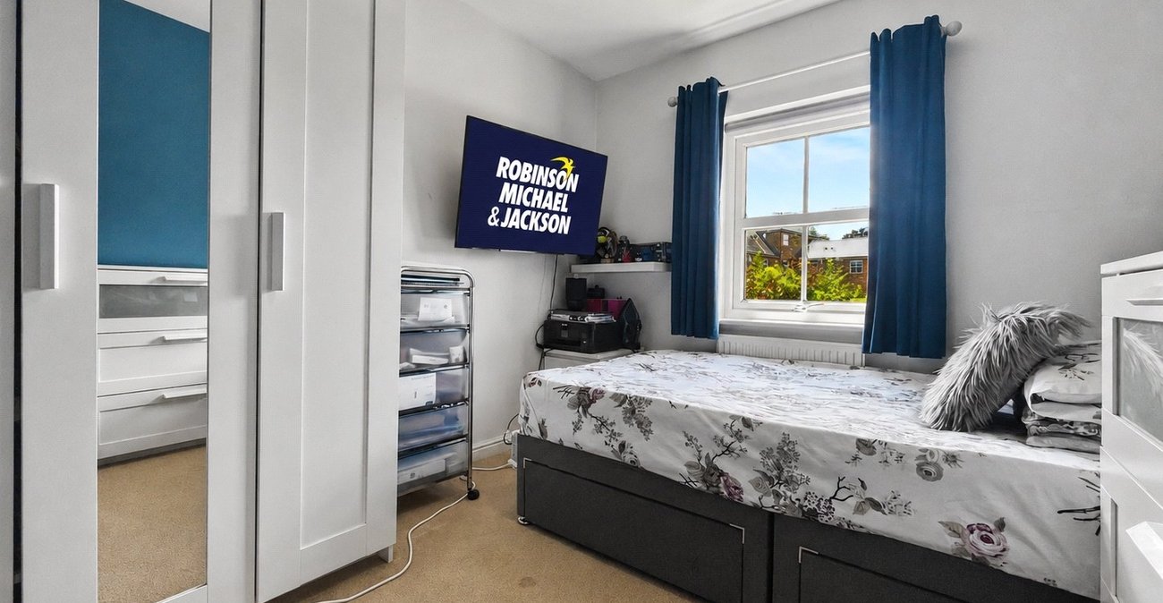 3 bedroom house for sale in Gillingham | Robinson Michael & Jackson