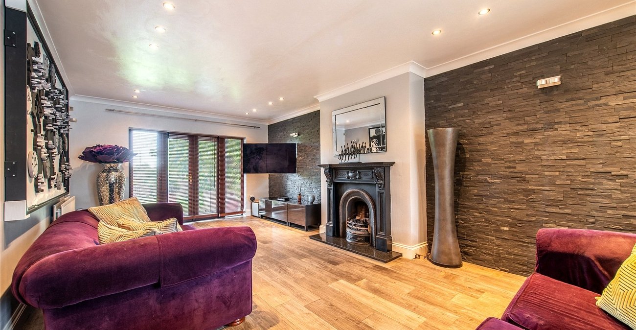 4 bedroom house for sale in Rainham | Robinson Michael & Jackson