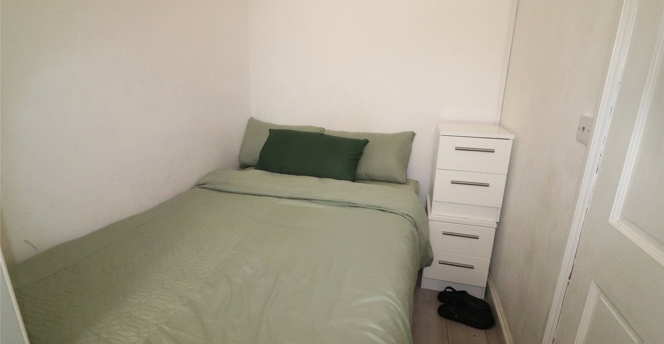 4 bedroom house for sale in Erith | Robinson Jackson