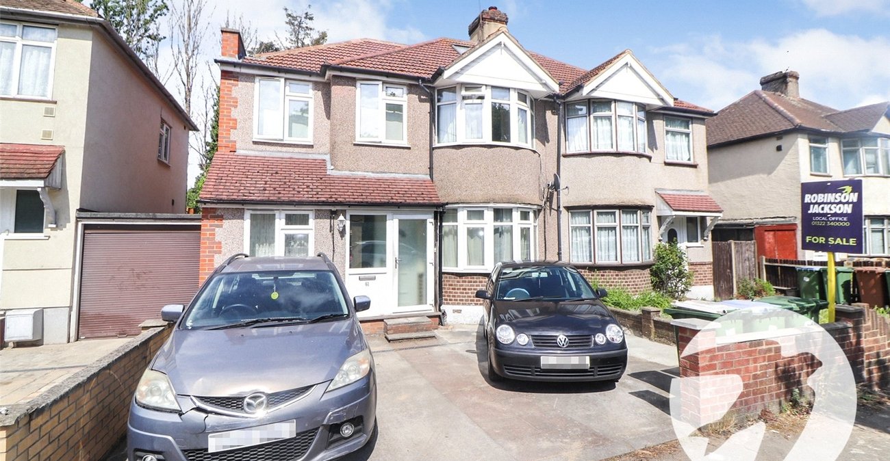4 bedroom house for sale in Erith | Robinson Jackson