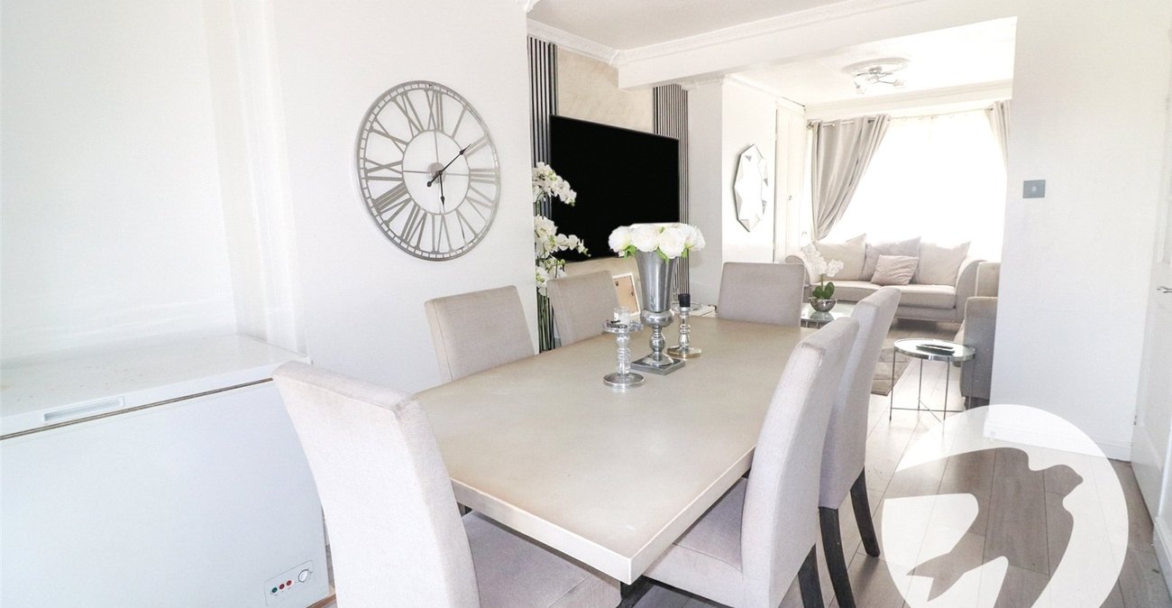 4 bedroom house for sale in Erith | Robinson Jackson