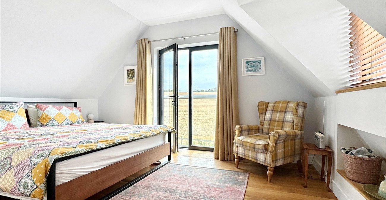 3 bedroom house for sale in Hextable | Robinson Jackson