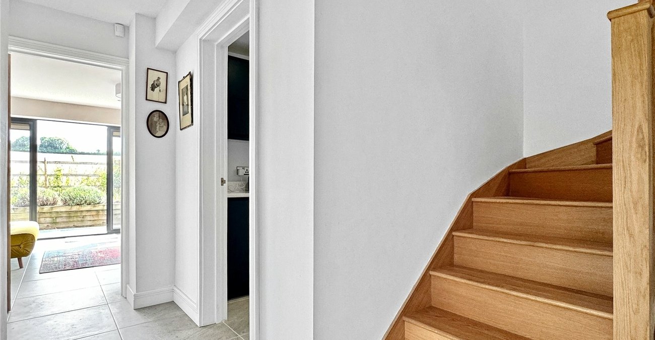 3 bedroom house for sale in Hextable | Robinson Jackson