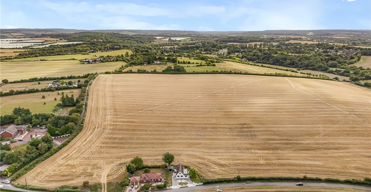 3 bedroom house for sale in Hextable | Robinson Jackson