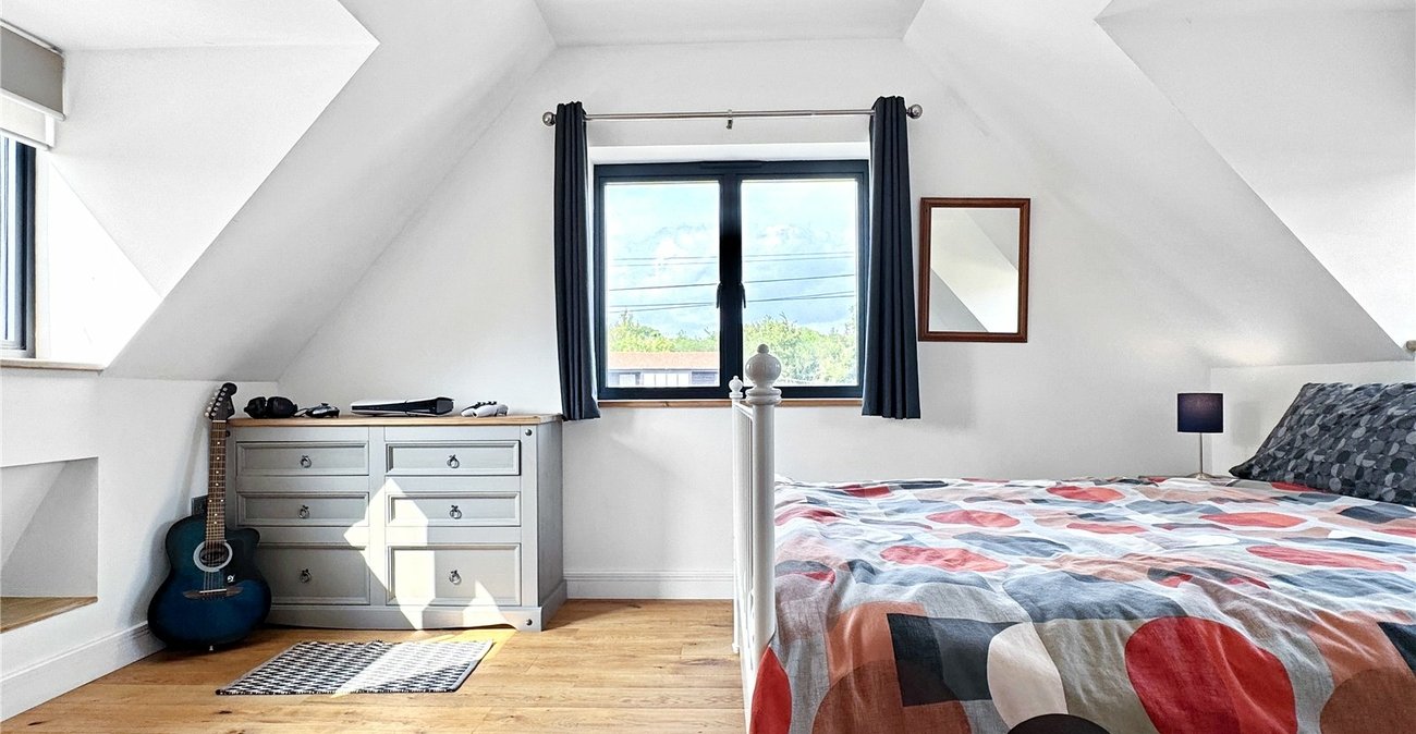 3 bedroom house for sale in Hextable | Robinson Jackson