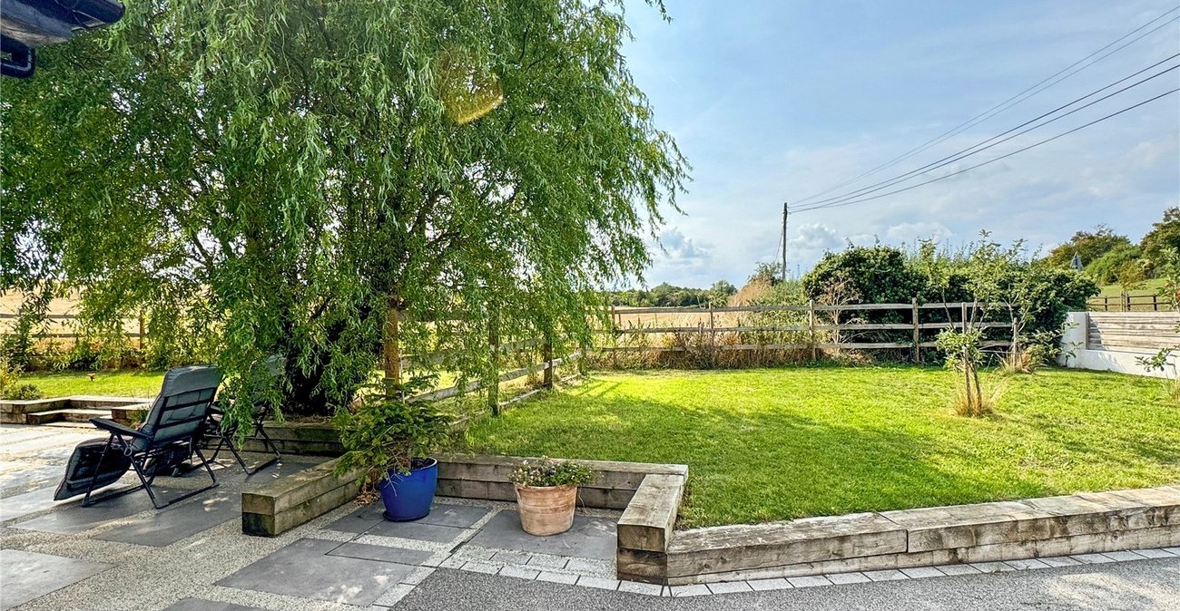 3 bedroom house for sale in Hextable | Robinson Jackson