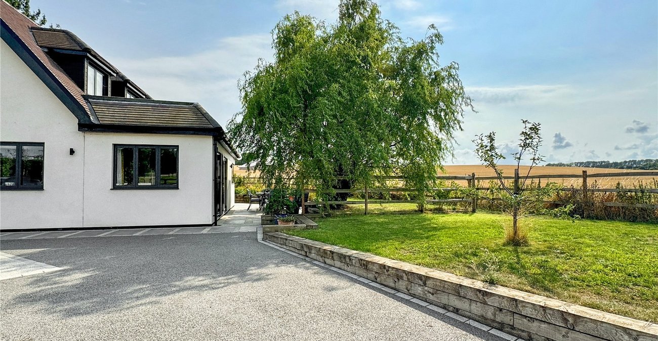 3 bedroom house for sale in Hextable | Robinson Jackson