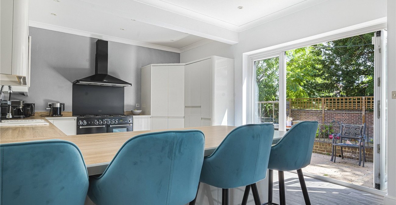 5 bedroom house for sale in Hextable | Robinson Jackson