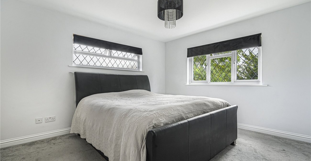5 bedroom house for sale in Hextable | Robinson Jackson