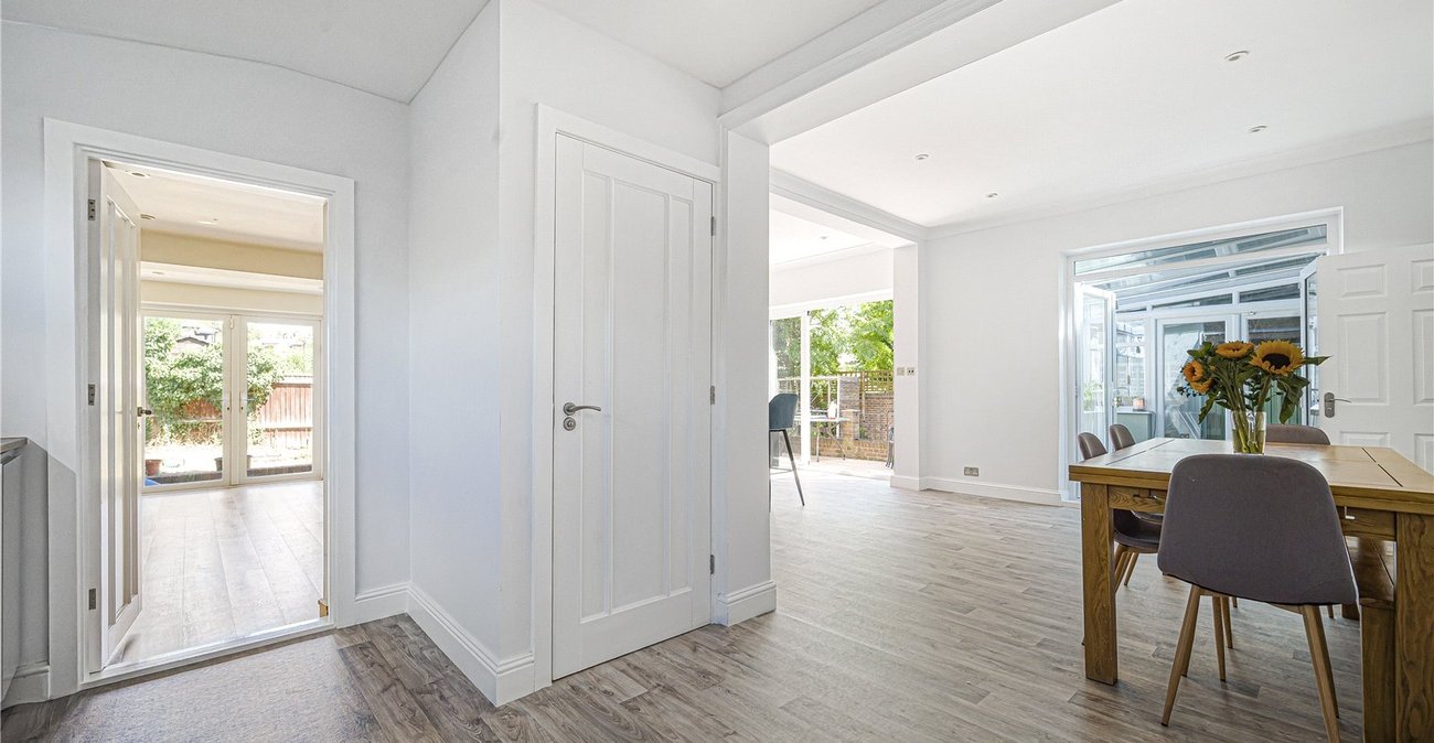 5 bedroom house for sale in Hextable | Robinson Jackson