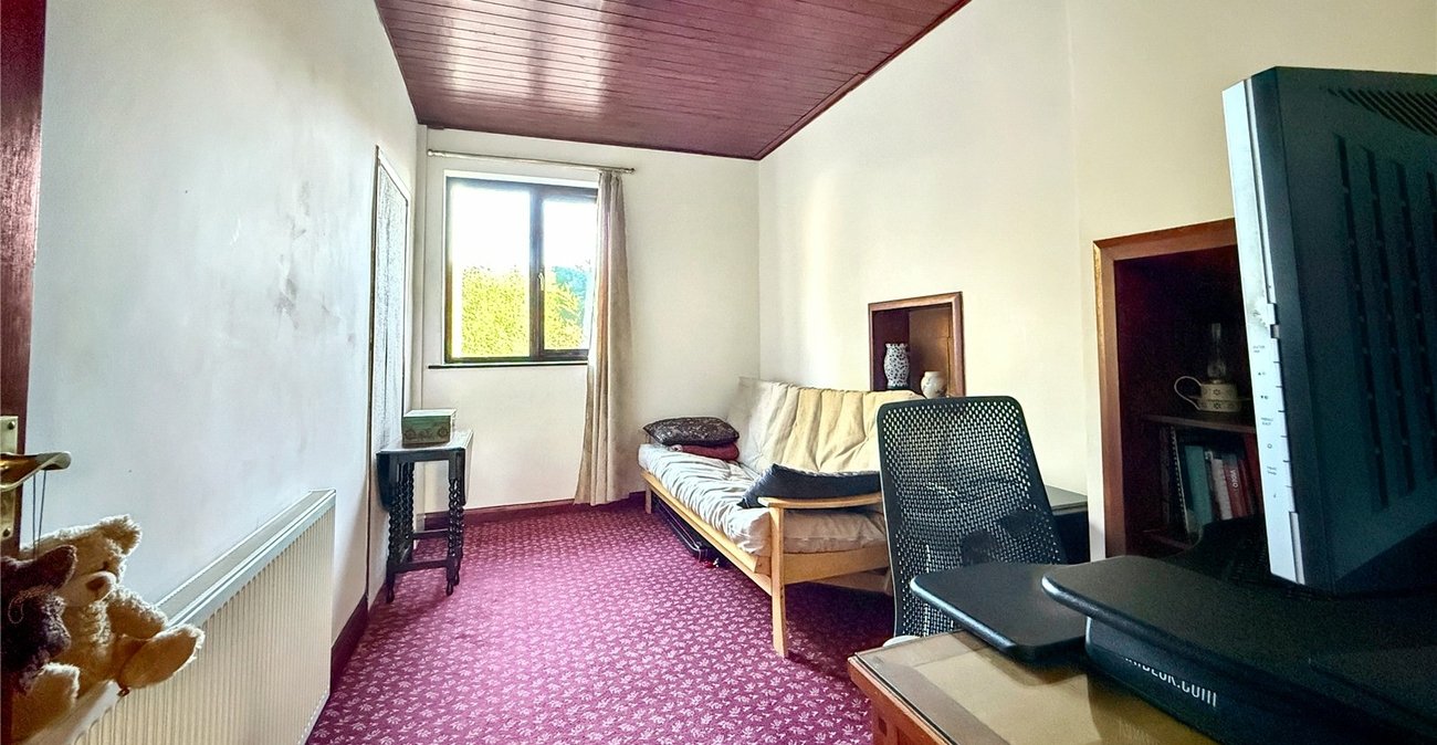 4 bedroom house for sale in Hextable | Robinson Jackson