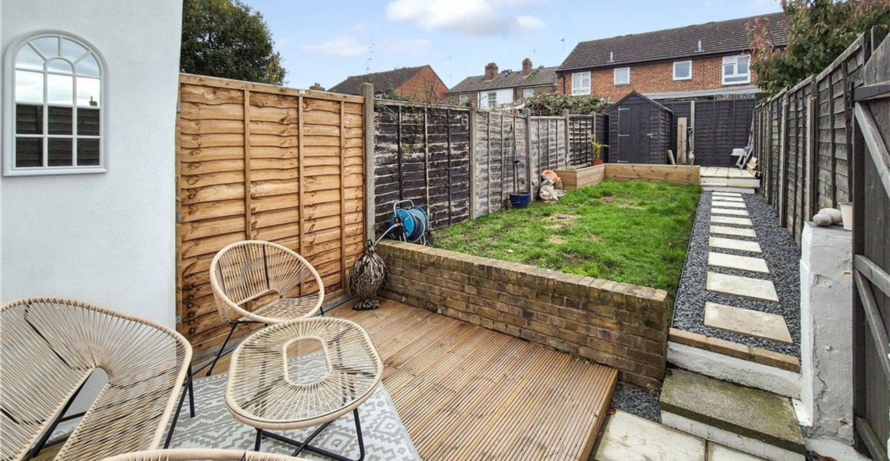 2 bedroom house for sale in Orpington | Robinson Jackson