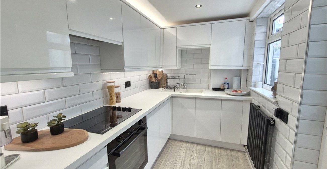 2 bedroom house for sale in Orpington | Robinson Jackson