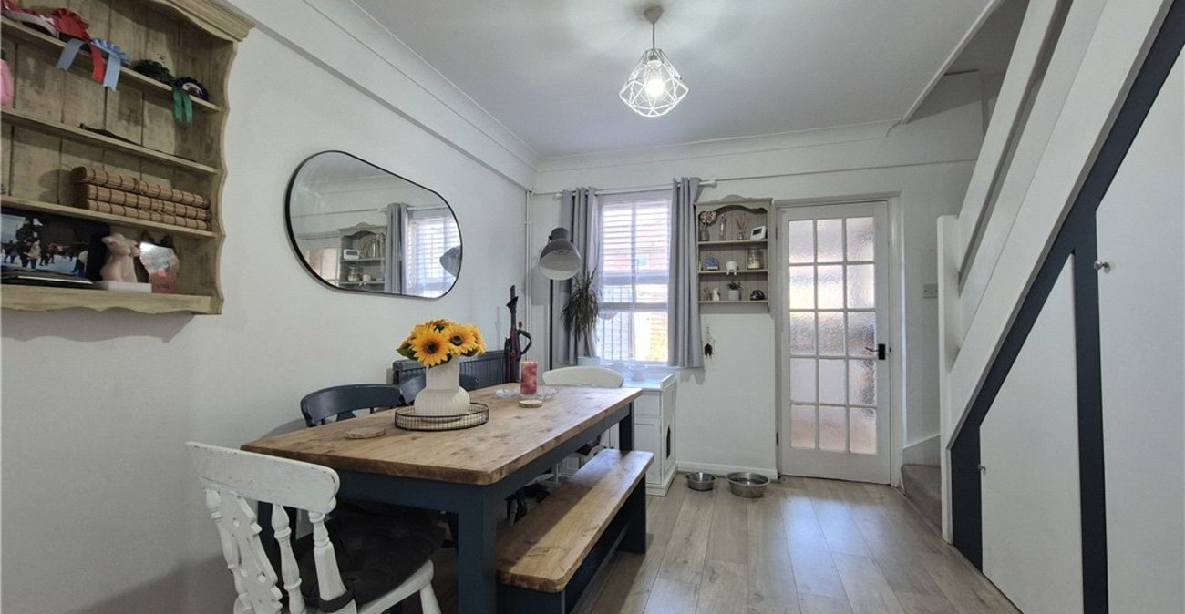 2 bedroom house for sale in Orpington | Robinson Jackson