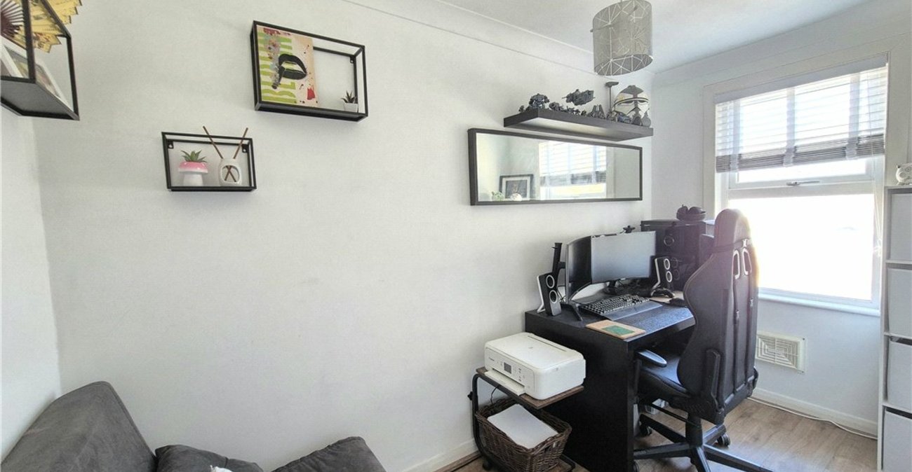 2 bedroom house for sale in Orpington | Robinson Jackson