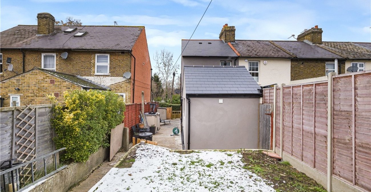 2 bedroom house for sale in Orpington | Robinson Jackson