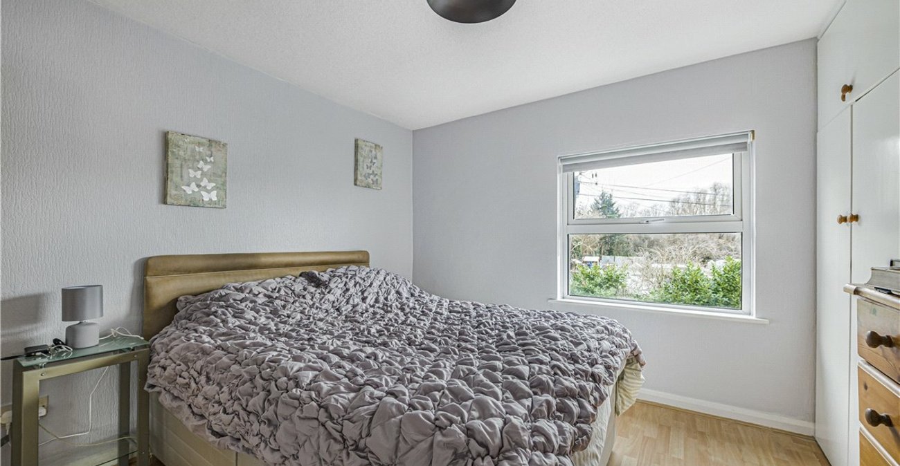 2 bedroom house for sale in Orpington | Robinson Jackson