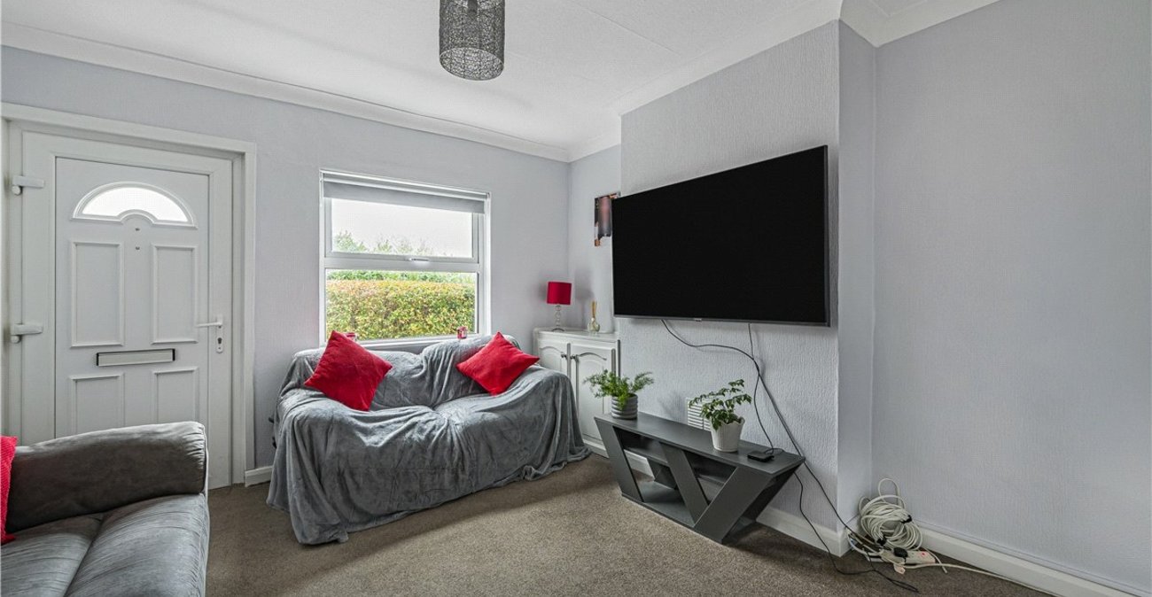 2 bedroom house for sale in Orpington | Robinson Jackson