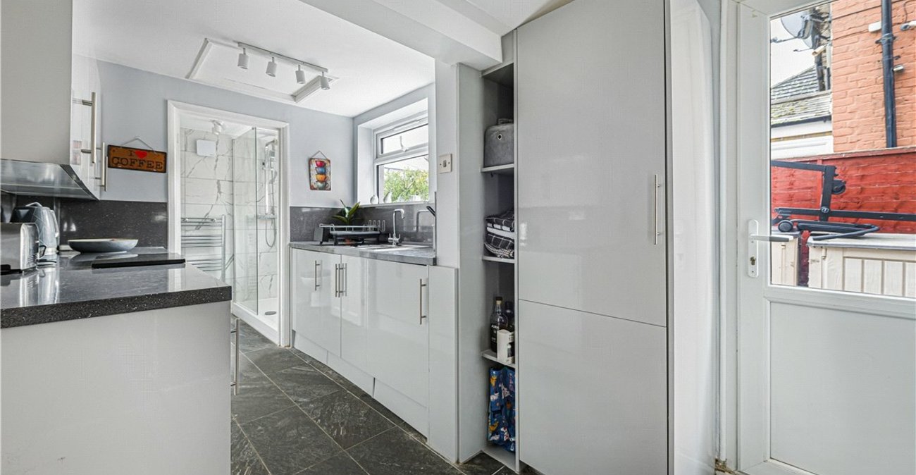 2 bedroom house for sale in Orpington | Robinson Jackson