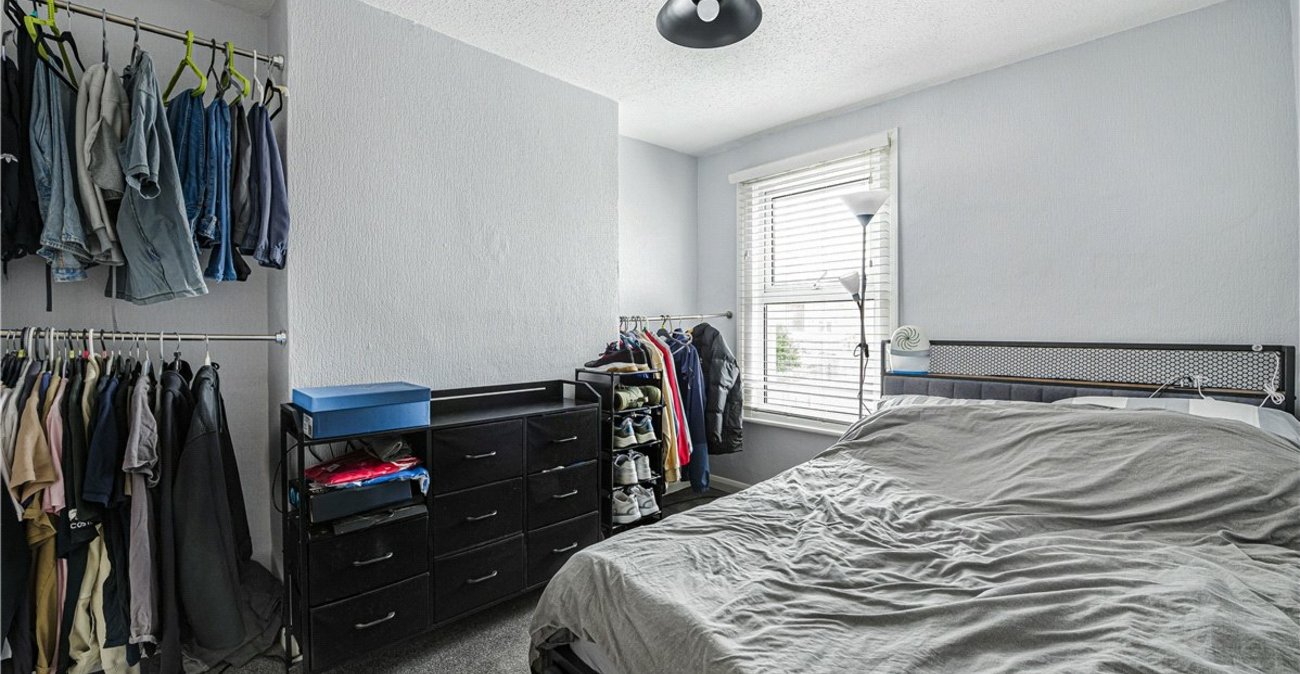 2 bedroom house for sale in Orpington | Robinson Jackson