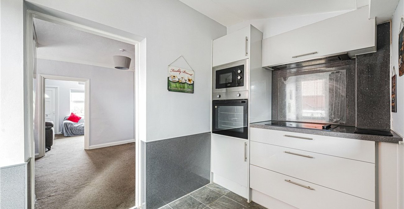 2 bedroom house for sale in Orpington | Robinson Jackson