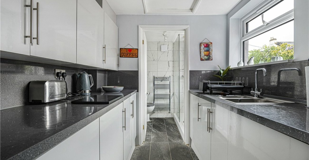 2 bedroom house for sale in Orpington | Robinson Jackson